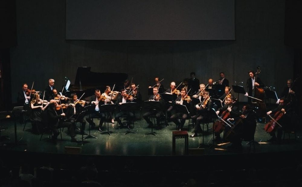 виртуозы москвы.jpg